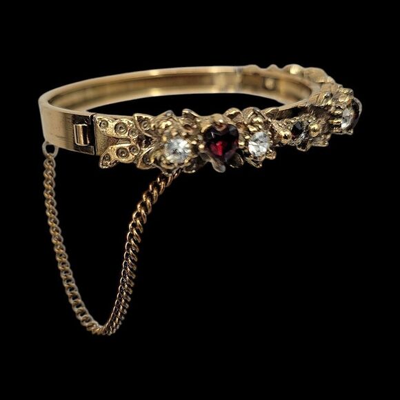 Vintage Gold Toned Bracelet with Red Hearts Gems and Rhinestones Mid-century - Picture 1 of 12